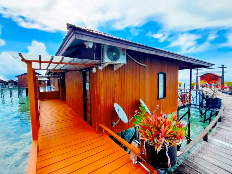 Derawan Fisheries Cottage