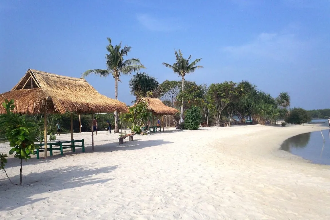 Wisata Pulau Pari start Dermaga Kaliadem
