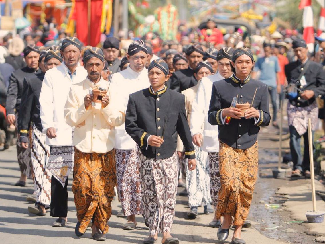 parade di dieng culture festival