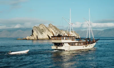 Kapal Phinisi Labuan Bajo Deluxe 1