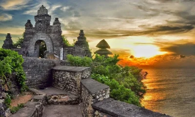 pura luhur uluwatu Tur Bali Ubud Kecak Uluwatu