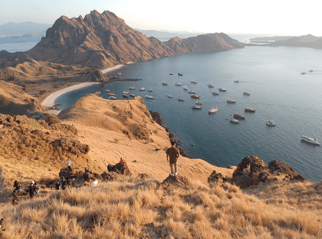 sailing komodo 3 hari 2 malam 1024x1024 1