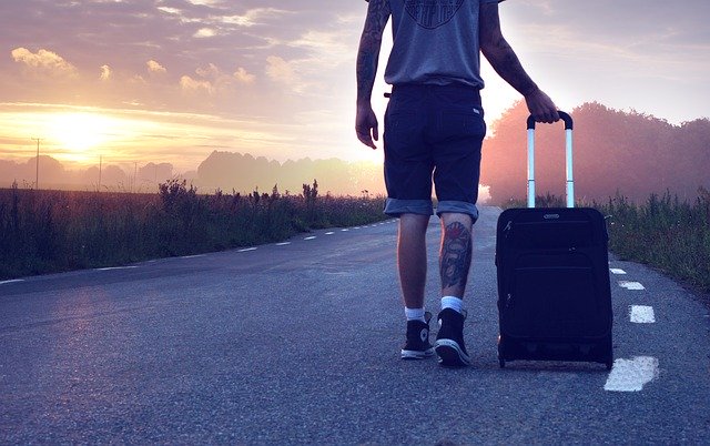 Mumpung 'Libur' Traveling, Ayo Bersihkan Kopermu 1 Koper