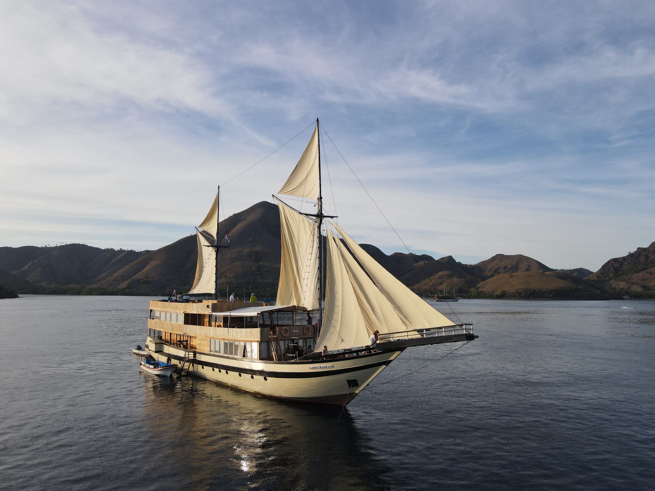 Kapal Phinisi Labuan Bajo Luxury 5