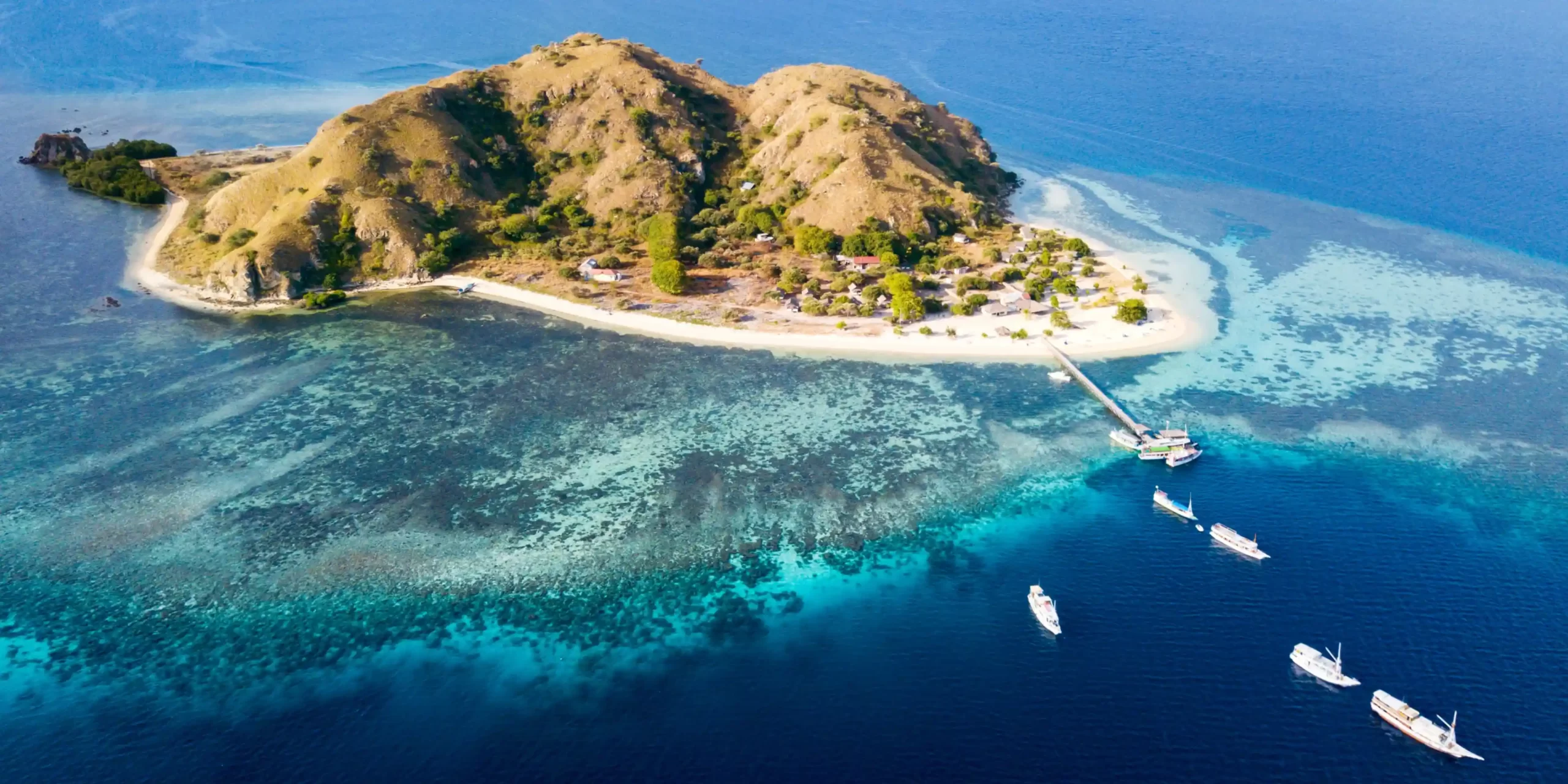 pulau kanawa di tur labuan bajo